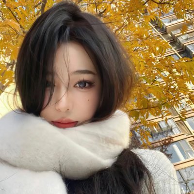 闪婚后，亿万总裁把我宠上天